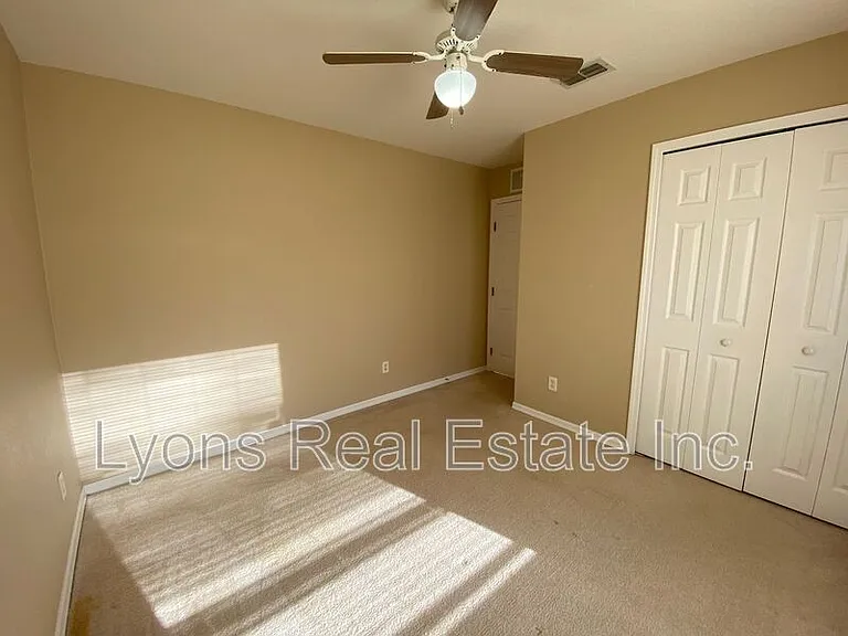 2251 SW 4th St — Photo 12
