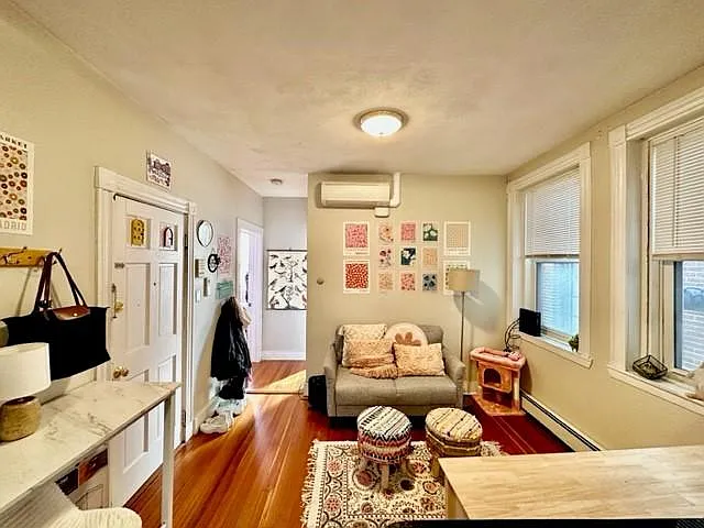20 Moon St #4 — Photo 8
