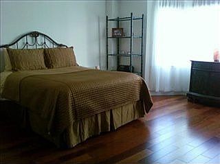4th image of 881 Corbett Ave