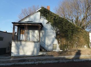 406 Vine St, Alton, IL 62002