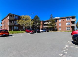 21 Lanse Aux Meadows Cres #103, St. John's, NL A1E5C1