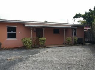 802 S 10th St, Lantana, FL 33462