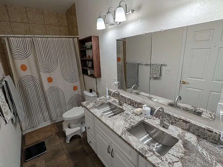 8563 W 48th Pl — Photo 15