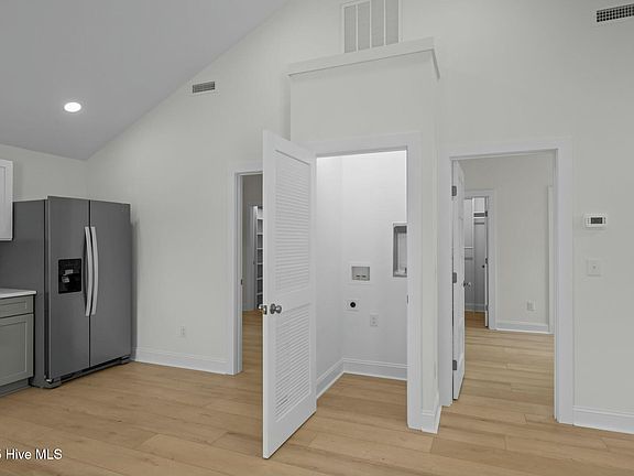5th image of 1615 Live Oak Street #A & B
