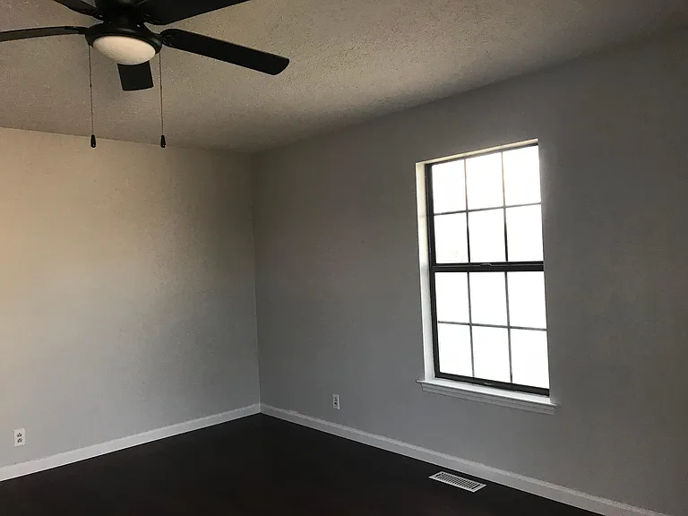 309 Cedarview Dr — Photo 15