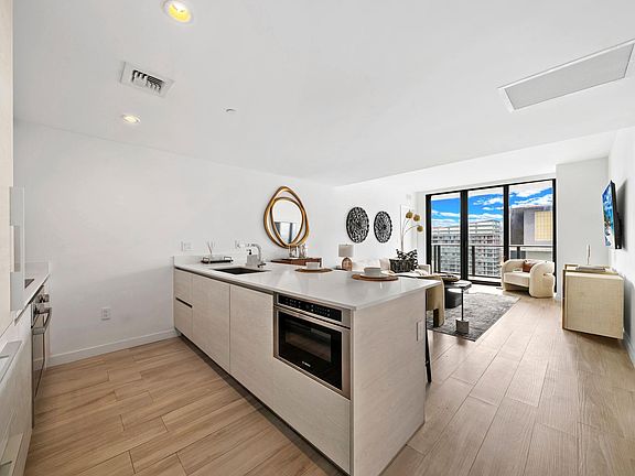 4th image of 1301 S Miami Ave #3512