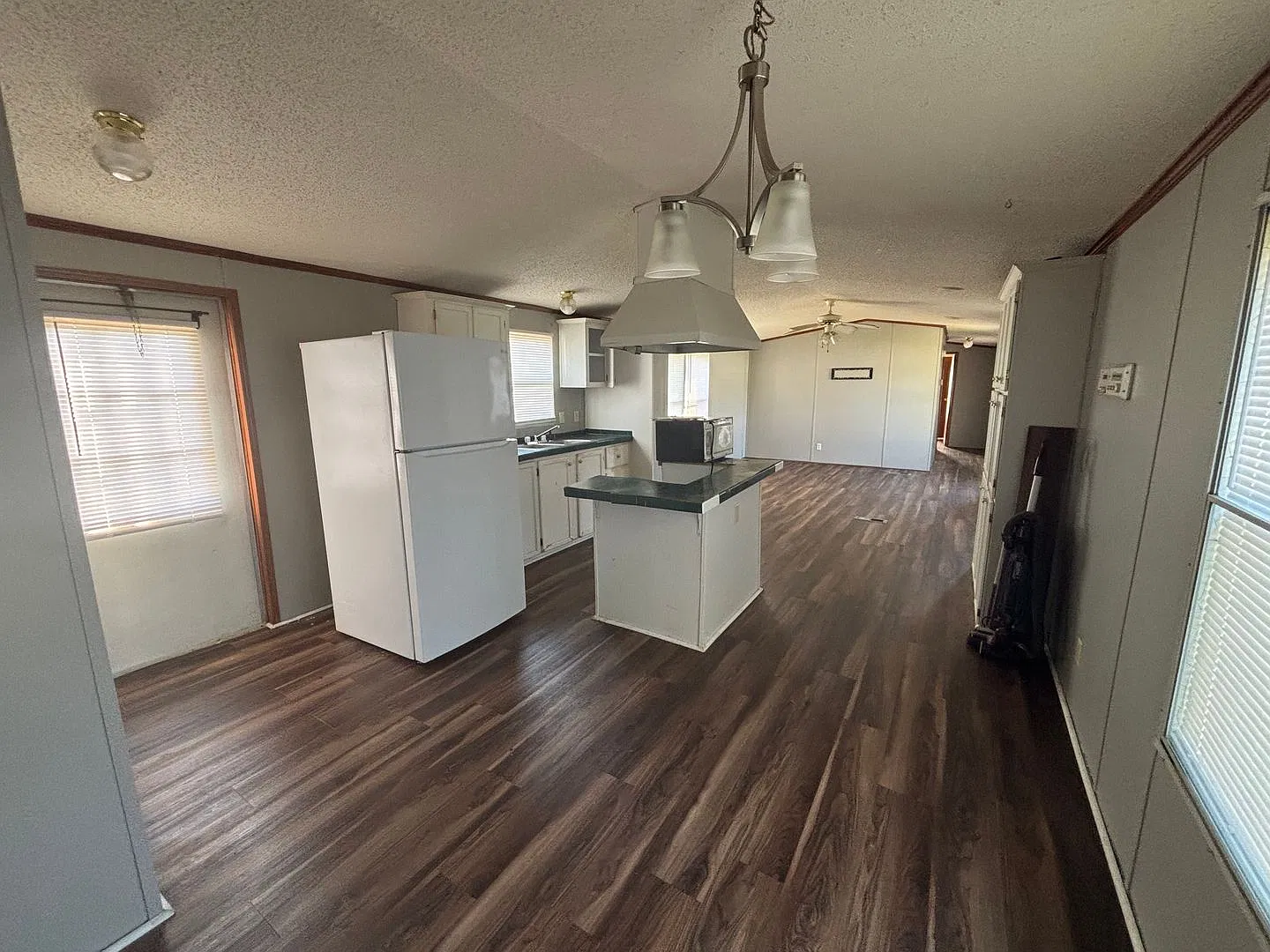 3 Bed 2 Bath in Perry Estates - Move in Ready — Photo 3