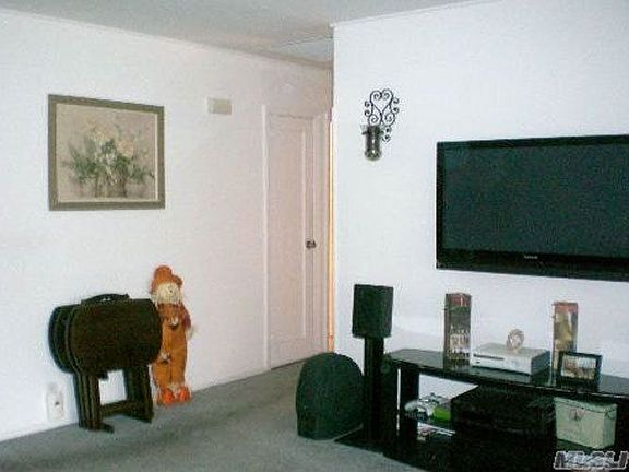 5th image of 4 Eldorado Blvd