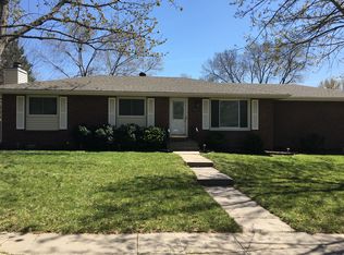 5801 Dogwood Dr, Lincoln, NE 68516