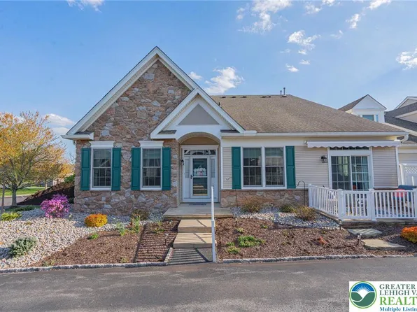 1896 Jeanine Way, Hellertown, PA 18055