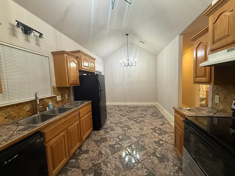 6269 Milliken Bnd — Photo 7