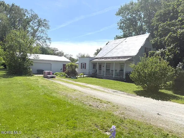 147 N Stahl St, Bradner, OH 43406