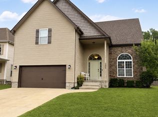 3669 Fox Tail Dr, Clarksville, TN 37040