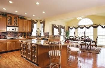 4th image of 9 Lomond Ln