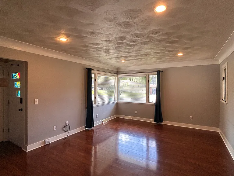 5115 Old Colony Rd — Photo 8