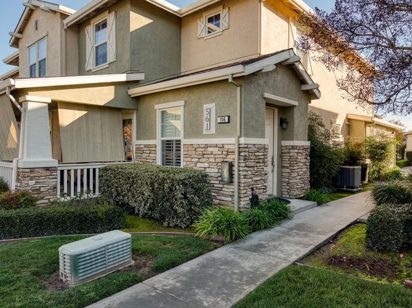 561 Wild Stallion Dr Unit 156, Oakdale, CA 95361