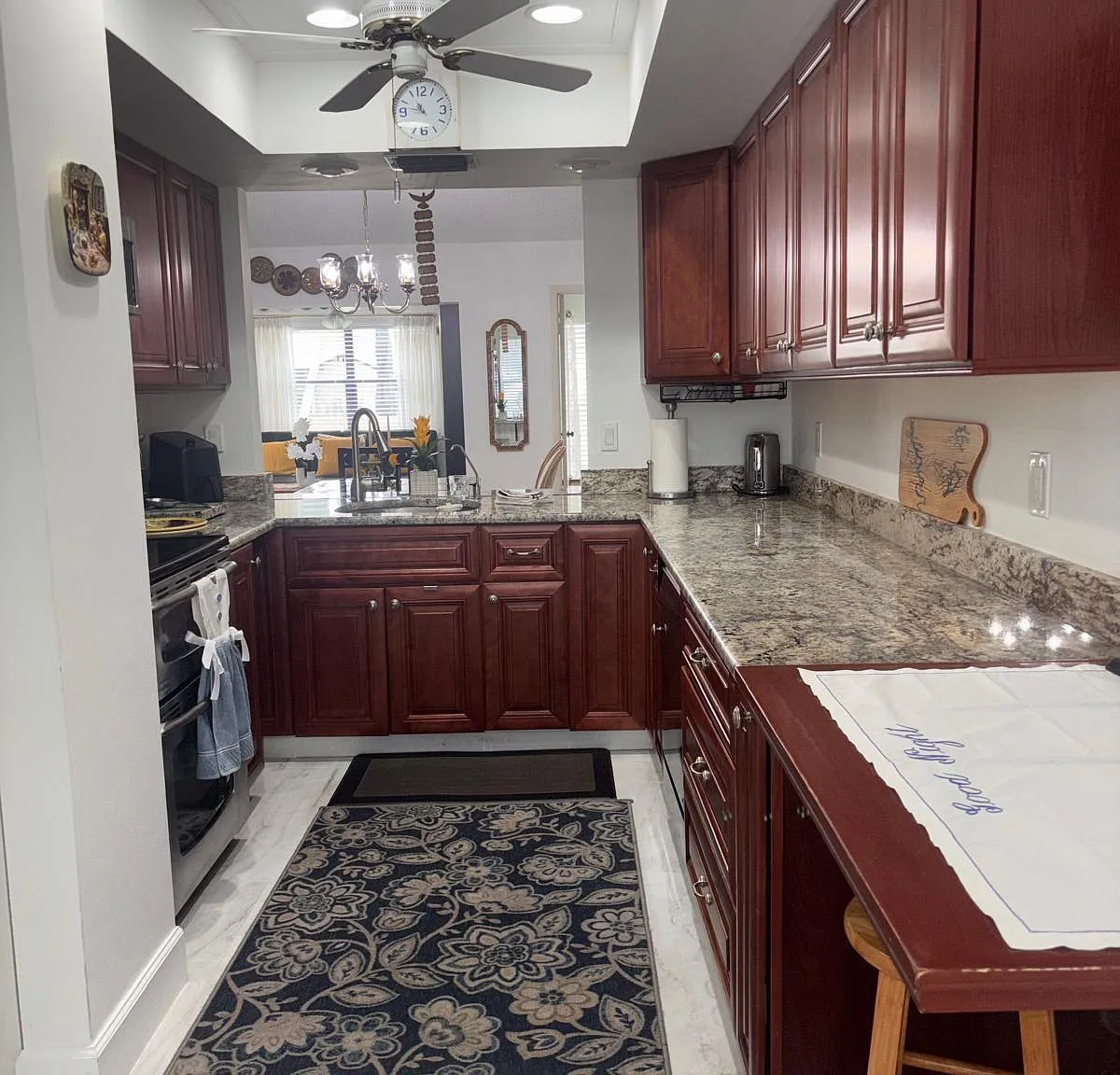 2 bed, 2.0 bath, 1556 sqft, $2,300 — Photo 3