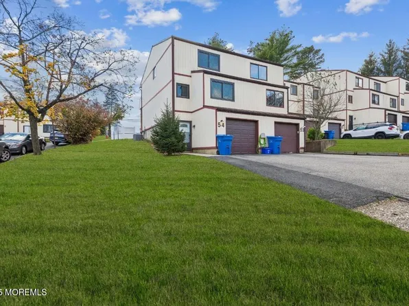 54 Ellen Heath Drive #54, Matawan, NJ 07747
