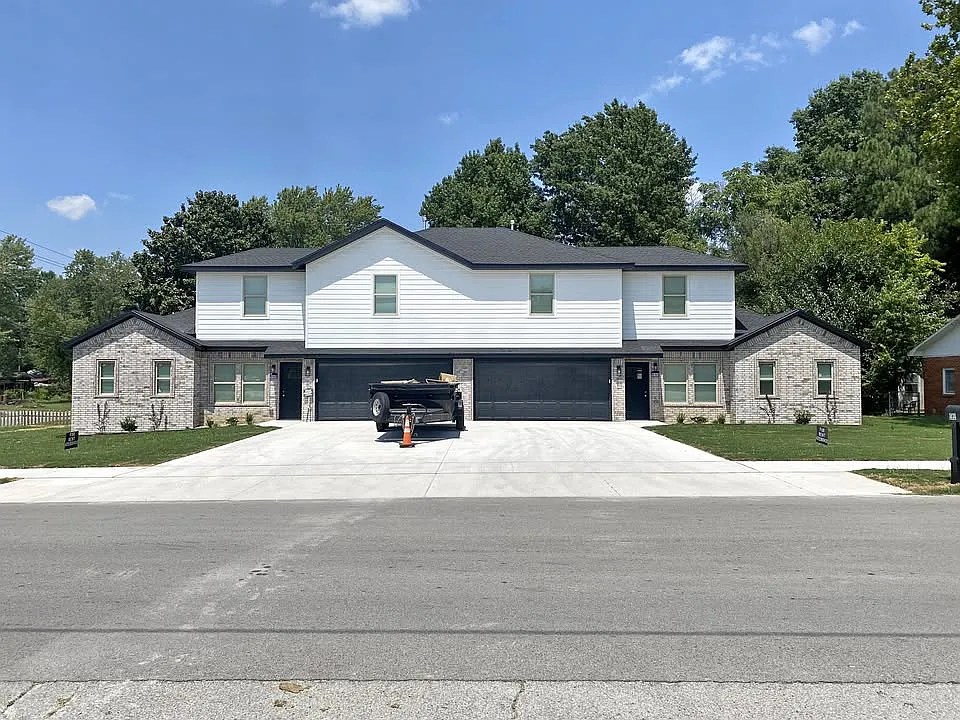 1414 Christian Ave