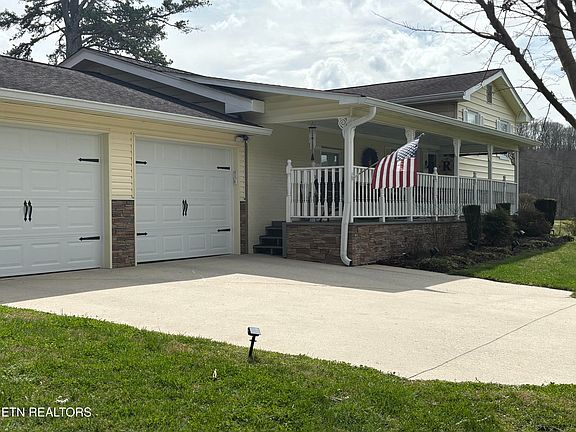 3rd image of 143 Shady Rd