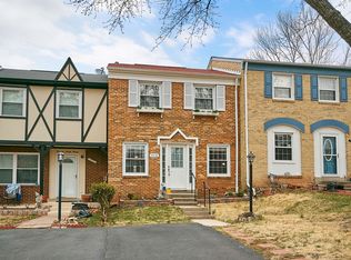 14718 Bentley Sq, Centreville, VA 20120