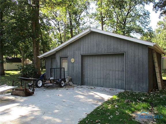 4th image of 1854 Sherwood Dr