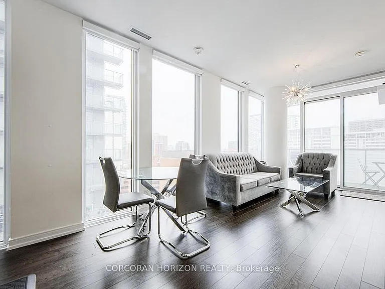 28 Wellesley St E #1104 — Photo 16