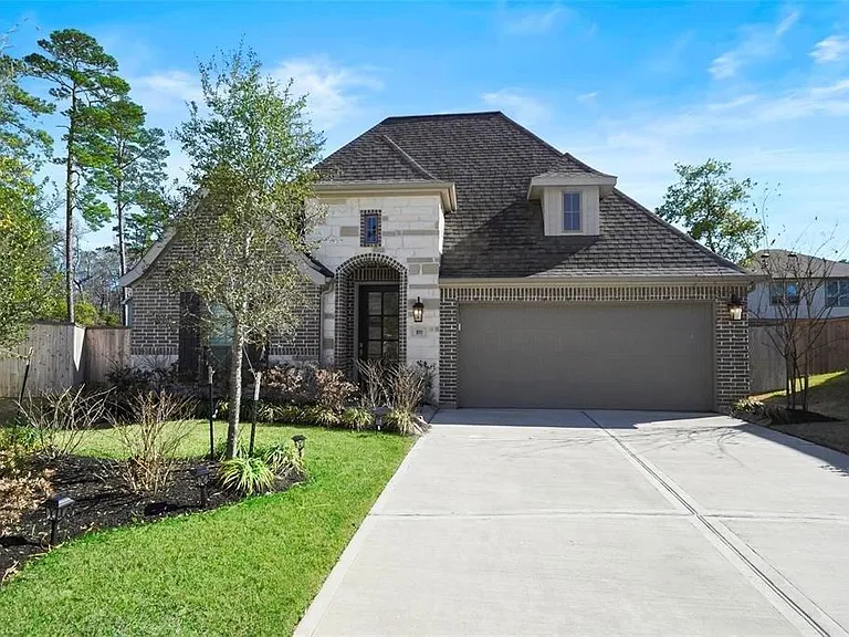 100 Wake Valley Ct — Photo 1