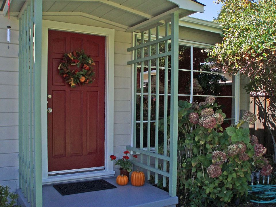 1st image of 326 San Carlos Ave