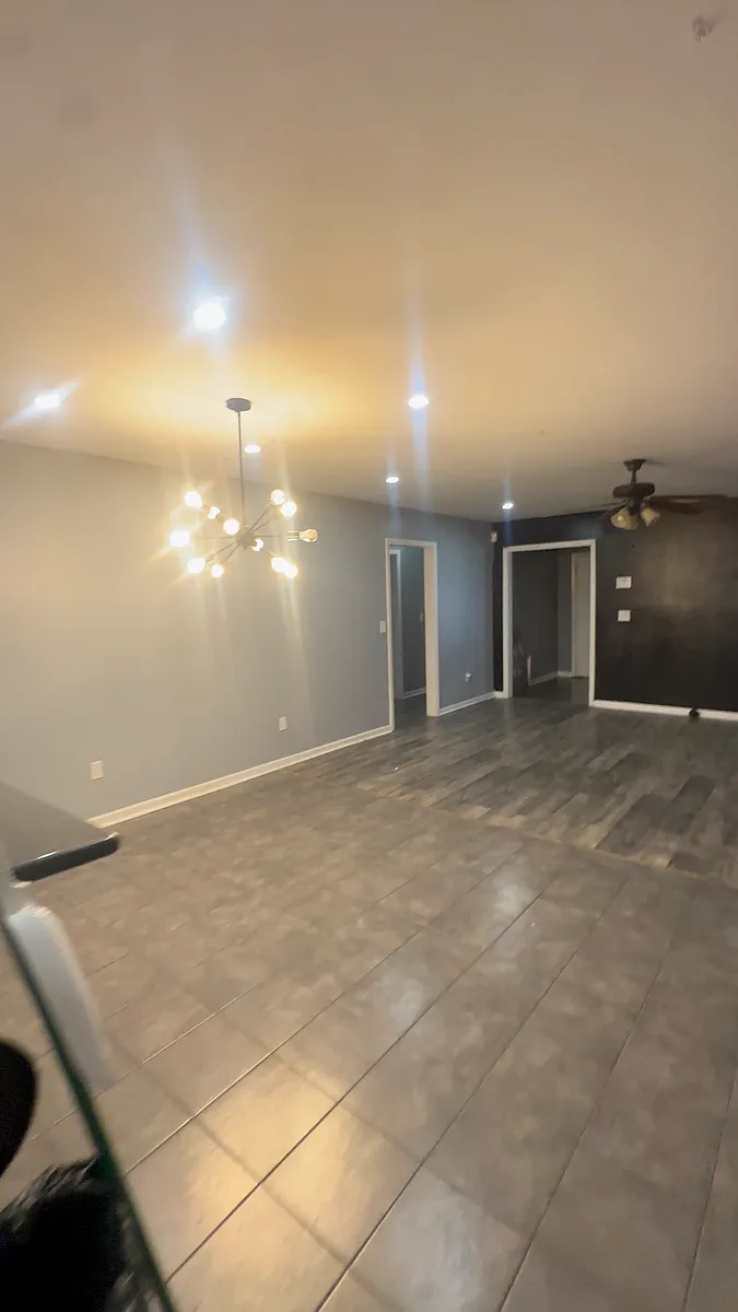 Building Photo - 812 Chalmette Ave