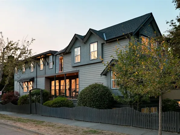 1150 Oxford St, Victoria, BC V8V 2V3
