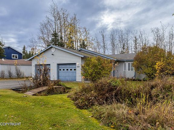 2nd image of 469 Lilly Dr