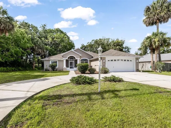 9 Whippoorwill Dr, Palm Coast, FL 32164