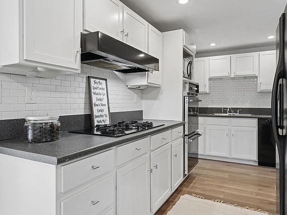 5th image of 5831 E Viking Blvd