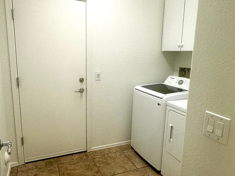 8352 W Vernon Ave — Photo 19