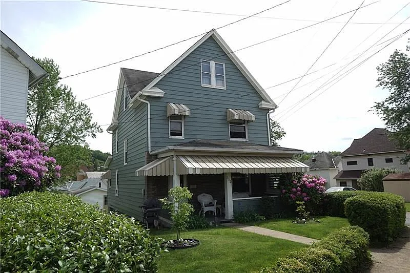 110 Maple Ave photo 1