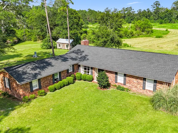 212 Lynwood Rd, Jesup, GA 31545