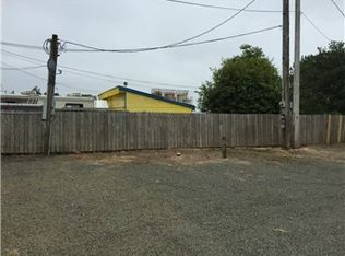 115 Main St SW, Ilwaco, WA 98624
