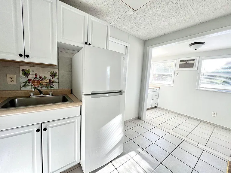451 Skinner Blvd #C — Photo 6