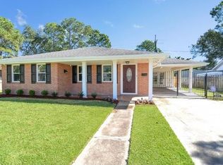 437 Stratford Dr, Harahan, LA 70123