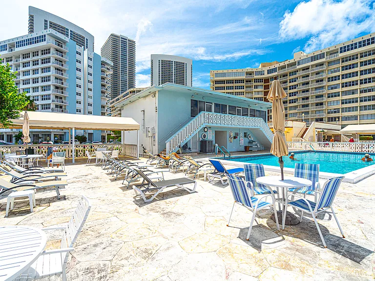 1801 S Ocean Dr #332 — Photo 29