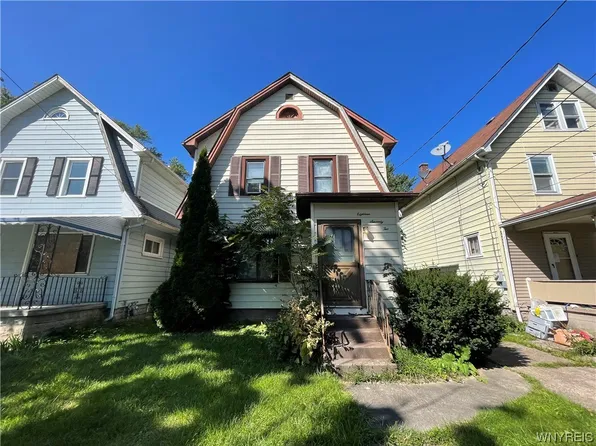 1872 South Ave, Niagara Falls, NY 14305