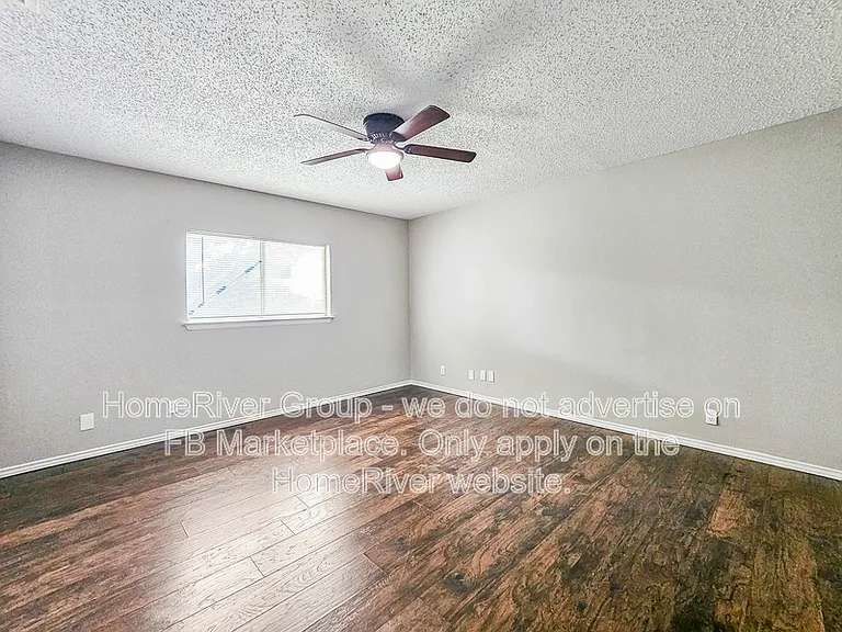 10455 Alpine Vlg — Photo 9