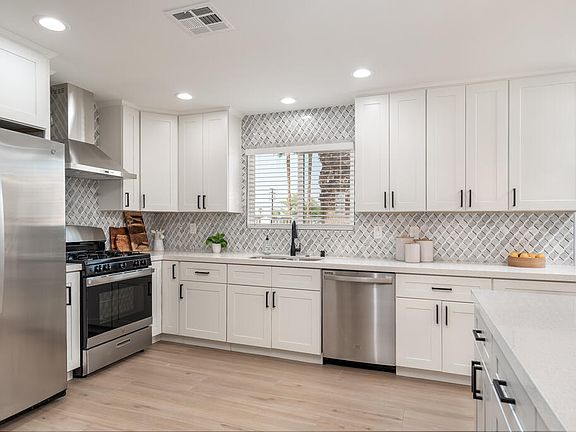 5th image of 68537 B St