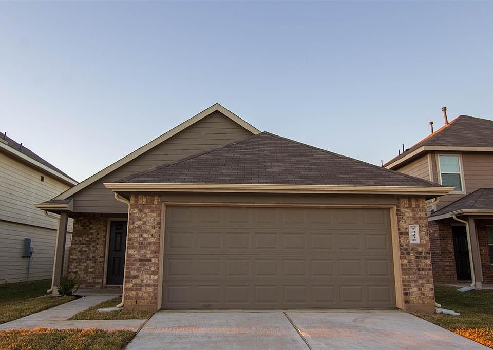 1st image of 24230 Ravenna Oaks Ct
