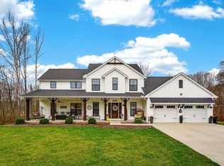 32263 Cedar Ln, Logan, OH 43138