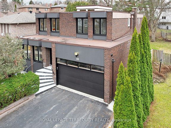2nd image of 41 Beardmore Cres