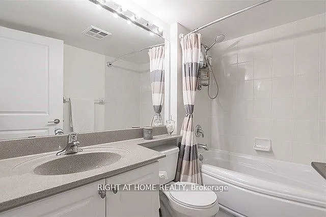 4978 Yonge St #3201 — Photo 5