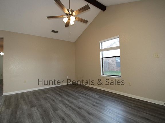 5th image of 1805 Mona Dr #B