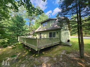 850 Golf Cottage Dr, Lewiston, MI 49756
